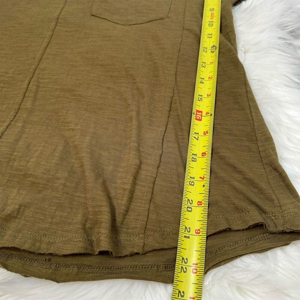 Good Hart Womens V-Neck Tee Size Medium Olive Green Cotton‎ Normcore Mori Girl - Picture 15 of 16